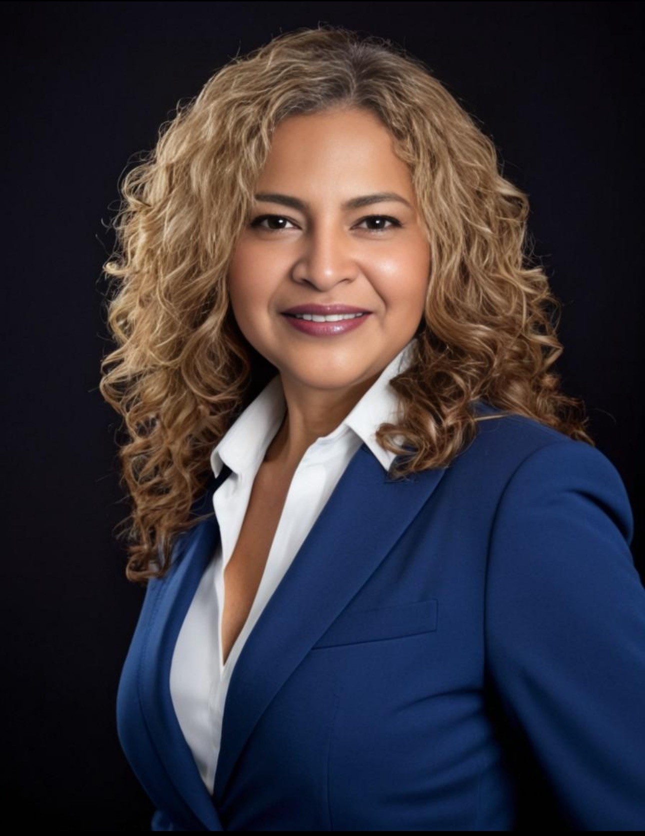 Profile picture of Dina Hernandez